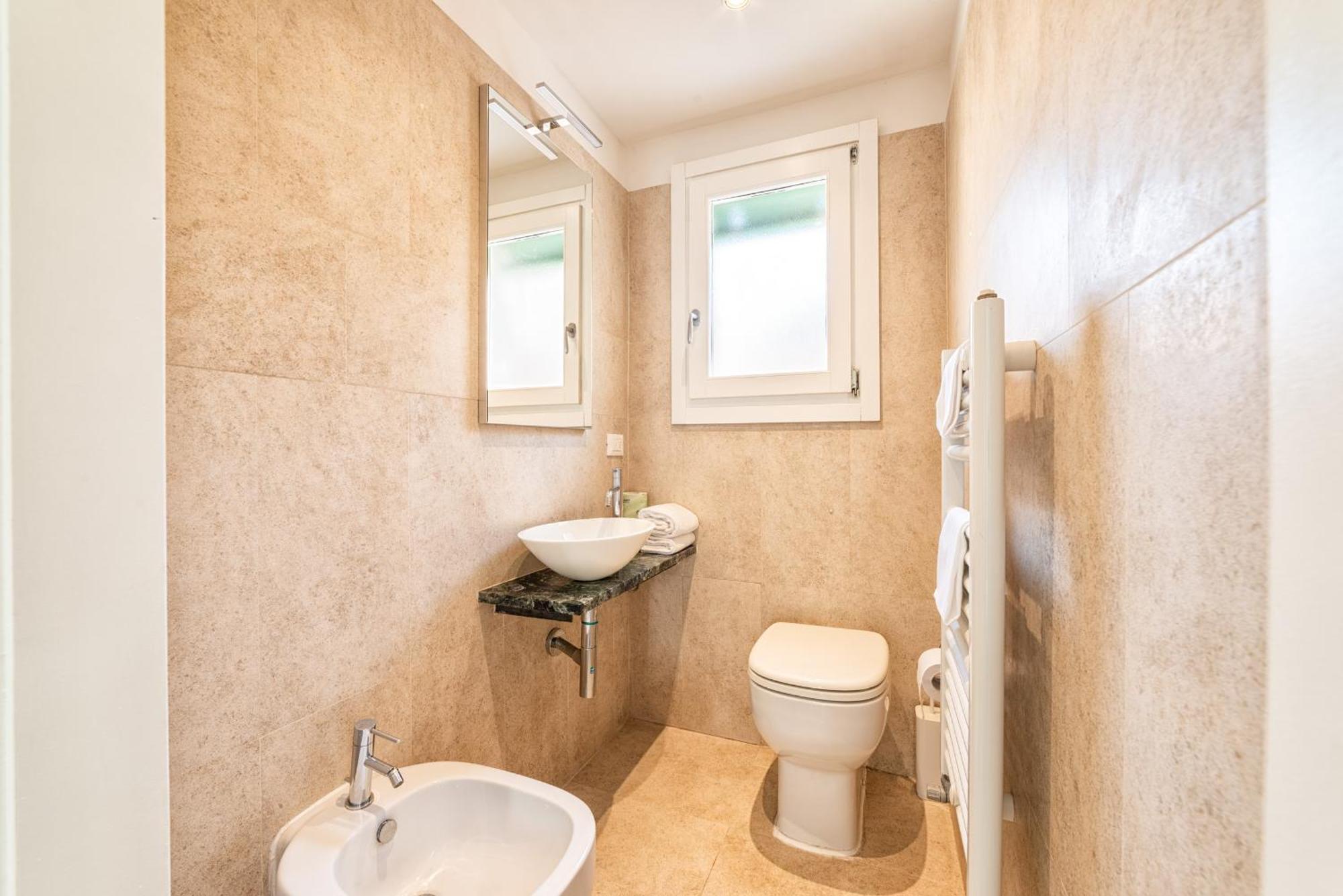 Casanova Fenice - Canal View Venice Bilik gambar